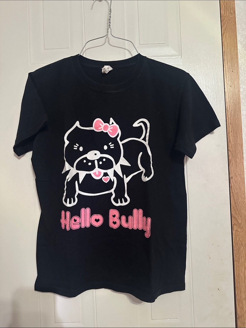 Hello Bully Girls' Black Graphic Tee with Pink Accent